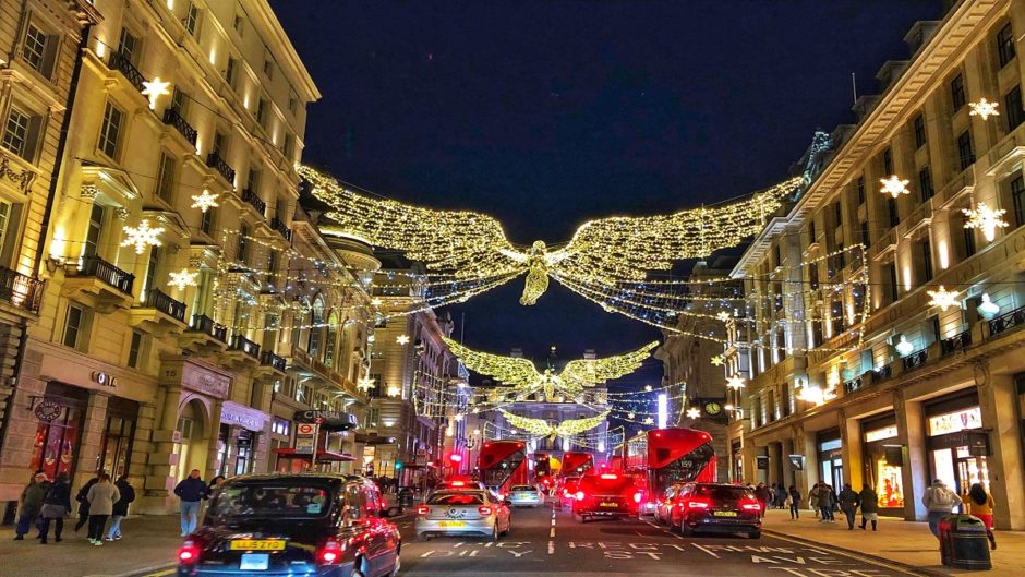 Regent-Street-Spirit-of-Christmas-London-2020