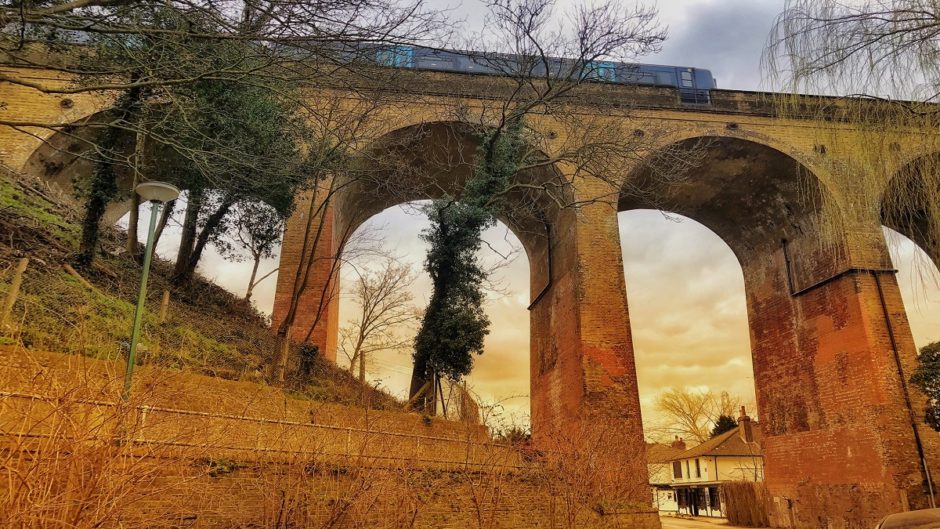 Beautiful Bridges in Southern England - Simone Says GO! - Travel Blog