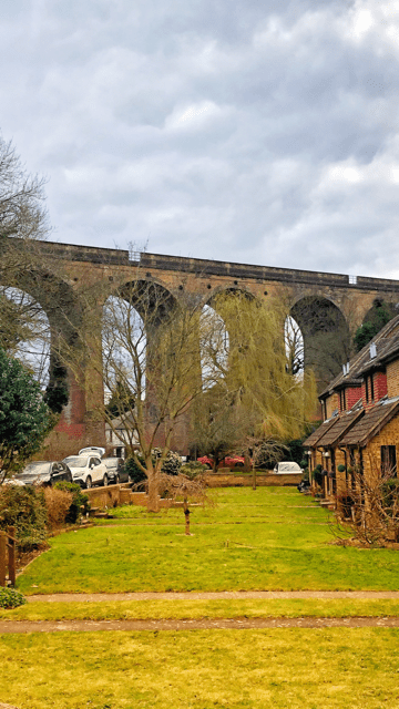 Most Beautiful Bridges in UK: South England - South Darenth Viaduct - Simone Says GO! - Travel Blog