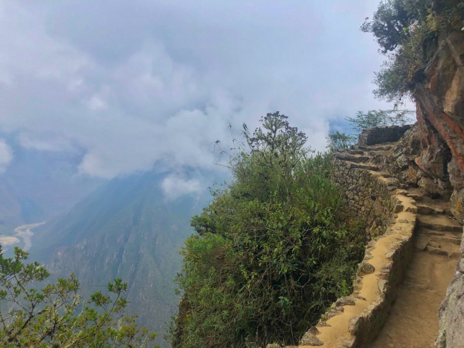 walk Inca Bridge Machu Picchu