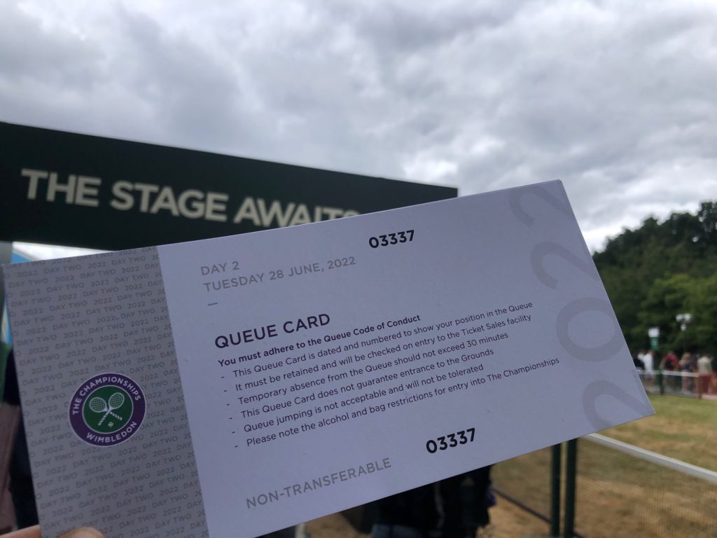 How to join the Wimbledon Queue - Simone Says GO! - Travel blog