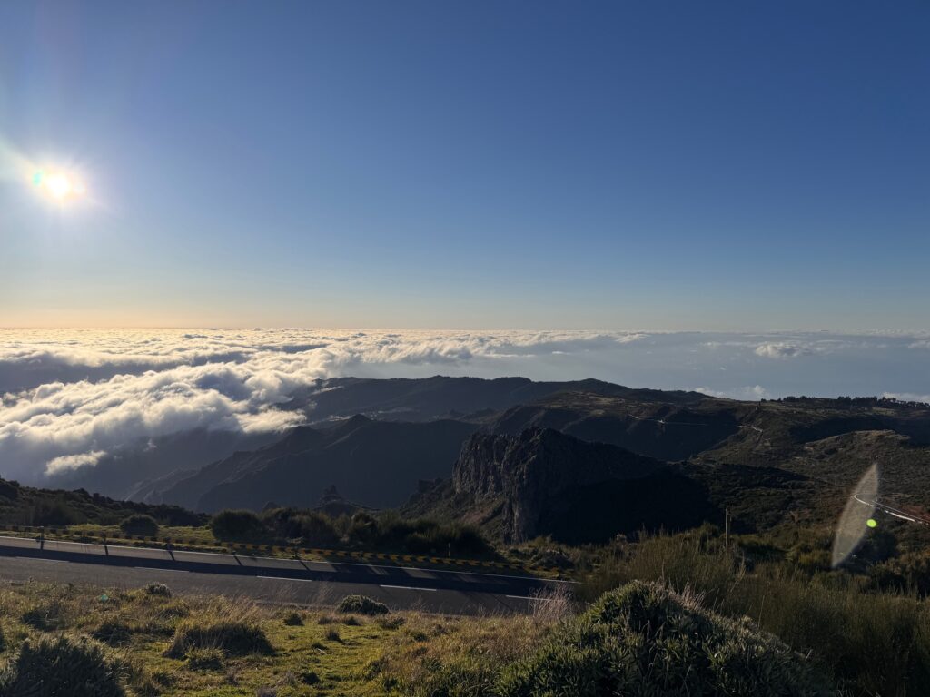 How to get to Pico do Arieiro by Bus_Madeira_Simone Says GO! Travel Blog